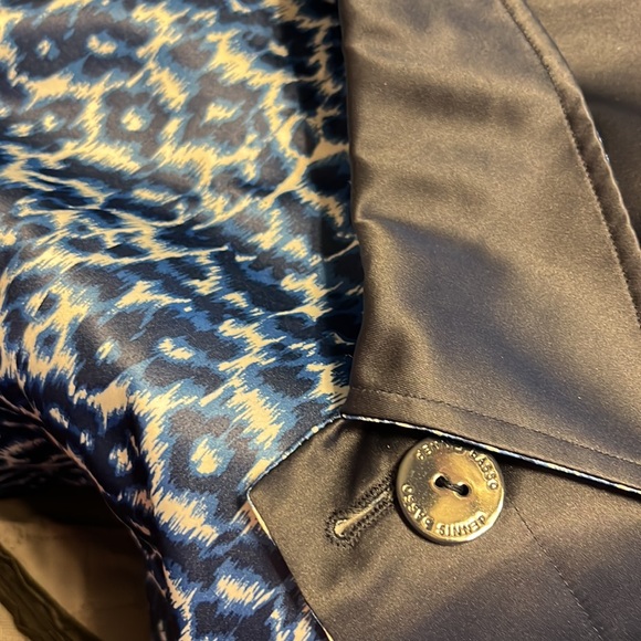 Dennis by Dennis Basso fully reversible rain trench coat - Picture 11 of 11